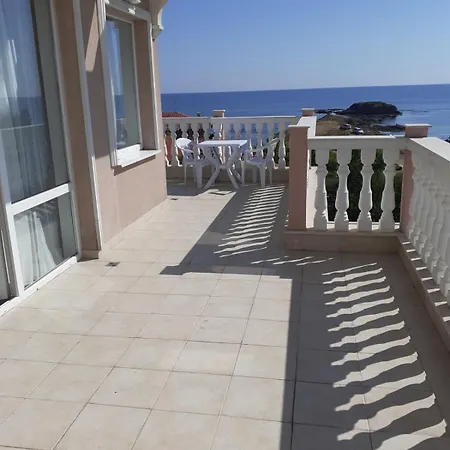 Perla Del Mar Ξενοδοχείο με διαμερίσματα 4*