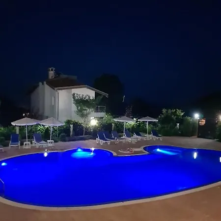 Perla Del Mar 4*