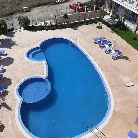 Perla Del Mar Łozenec
