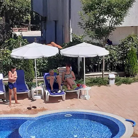 Perla Del Mar 4*