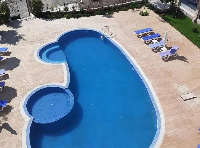 Perla Del Mar 로제넷츠