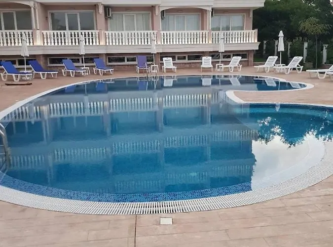 Perla Del Mar 아파트호텔 4*